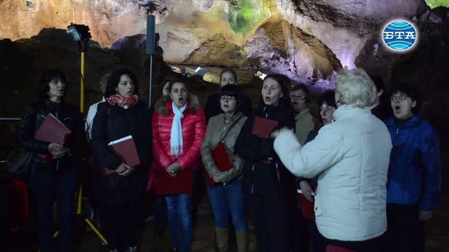 Любовта към музиката и пеенето създава Дамски хор "Враца"