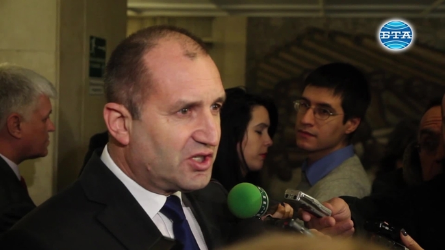 Явно става въпрос за схема за скрито придобиване на дружеството, коментира президентът Радев сделката за ЧЕЗ