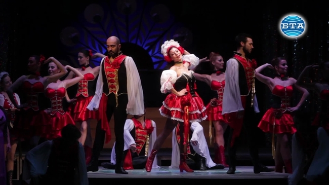Генерална репетиция на премиерния спектакъл "Царицата на чардаша" в Музикалния театър