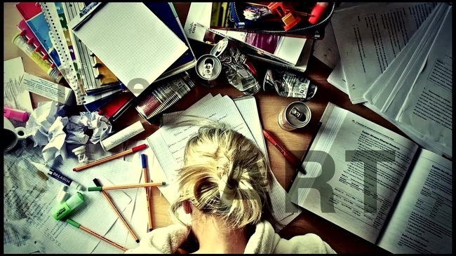 "Зад кулисите" с Дамян Михайлов