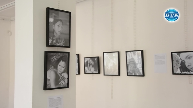 Изложба с портрети на мигриращи хора показва в Монтана фотографката Виолета Апостолова – Лети