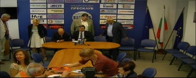 Представители на Русенския университет "Ангел Кънчев"  представиха подробности за кандидат-студентския прием в университета и за неговия нов филиал във Видин.