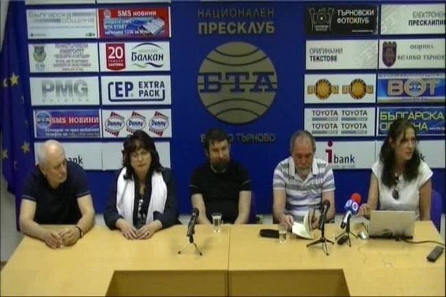 Памет за поета Ивайло Иванов - по идея на негови приятели, преподаватели и почитатели