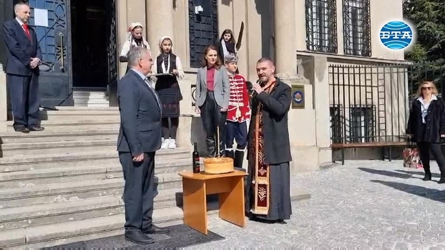 Посланикът на България в Република Северна Македония Ангел Ангелов откри реновираната сграда на Генералното консулство на страната ни в Битоля