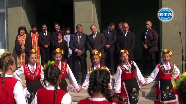 Президентът Румен Радев гостува на община Тунджа 