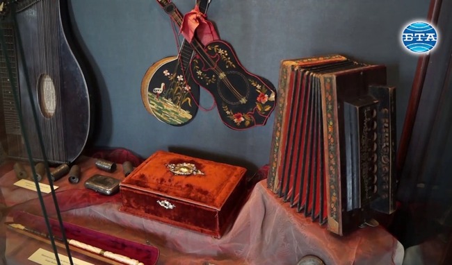 Изложба "Времето на алафрангата" в Етнографския музей в Пловдив