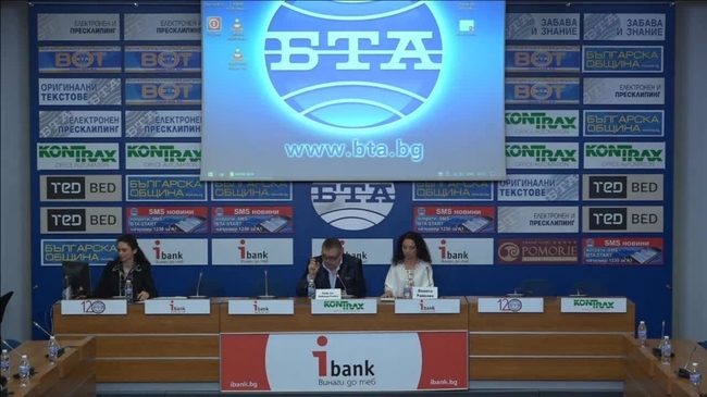 Пресконференция за представяне на модния бранд MEME MORE.