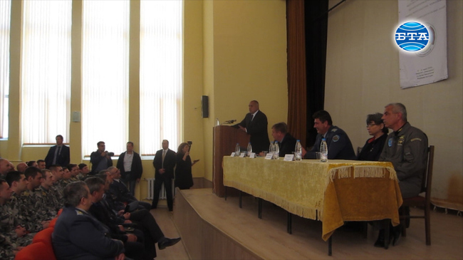 Държавата ще "осинови" това училище, защото има голяма перспектива, заяви премиерът Бойко Борисов в Долна Митрополия
