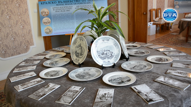 Министърът на културата Боил Банов откри в Ловеч изложба, представяща културното наследство на Люксембург
