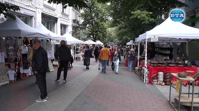 Талантливи майстори от България, Сърбия и Румъния представят 20 занаята в Пловдив
