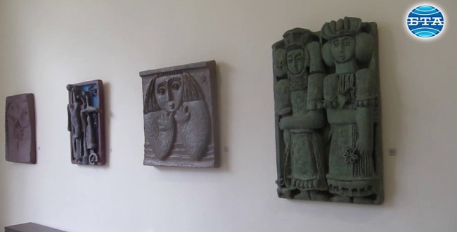 Ценна експозиция с керамично изкуство отвори врати в Плевен