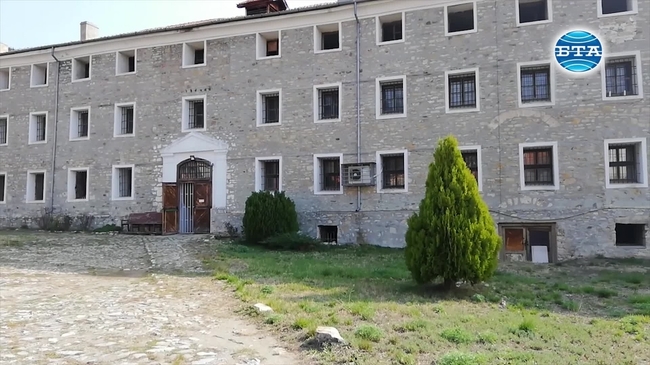 Сливенският музей съхранява експонатите си в модерни фондохранилища, съобразени с европейските изисквания