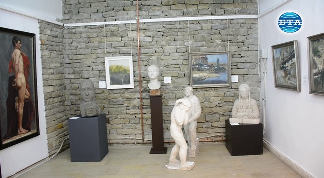 Художествената галерия в Ловеч отбелязва 55 години от създаването си