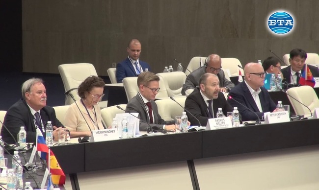 Дискусия за проблемите и предизвикателствата пред съвременните медии