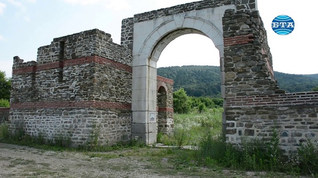 Започна археологическото лято на крепостта "Состра" край Троян