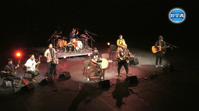 Гърленото пеене на ансамбъл "Чоор" за първи път пред българската публика