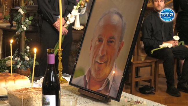 Поклонение пред паметта на Алекс Алексиев