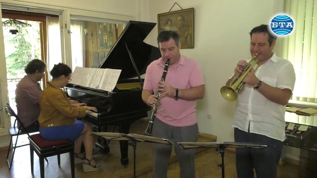 Владигерови свирят Владигеров