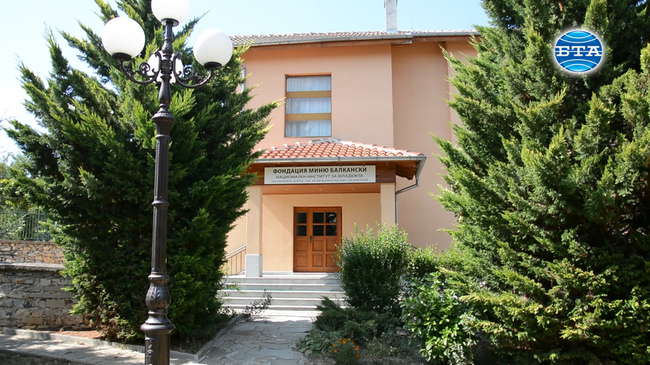 С всяка година интересът към летните образователни школи на фондация "Миню Балкански" нараства