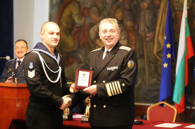 ВМА: Бъдещи военни лекари в топ 10 на най-добри спортисти