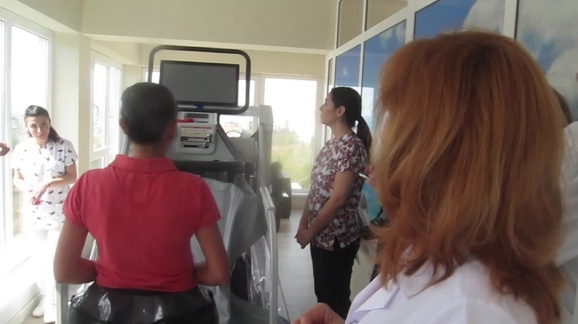 В Плевен уникален уред, разработка на НАСА, помага за възстановяване движението на краката