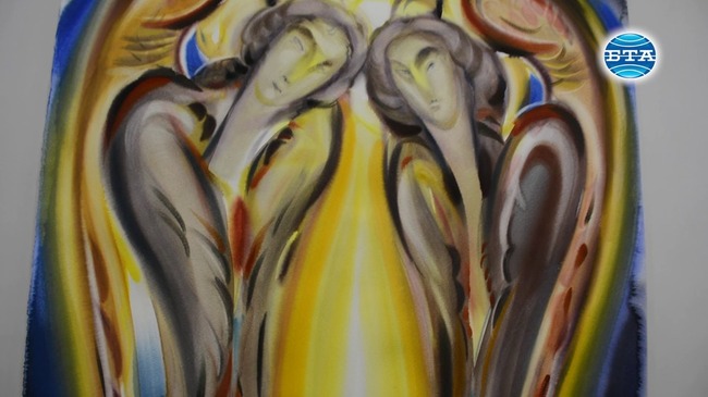 Художникът Андрей Янев представя изложба под наслов "Измерения - същности" в родния си град Бургас