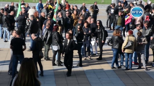 В Бургас излязоха на митинг в подкрепа на четиримата граничари, съдени в Турция