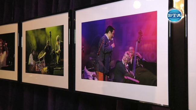 Фотоизложба със снимки на известни джаз изпълнители даде началото на фестивала "Жълтите павета"