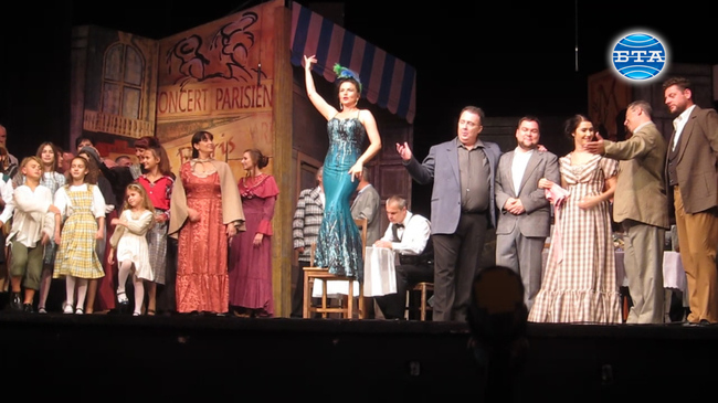 С "Бохеми" в Плевен започна Международният музикален фестивал "Лауреатски дни - Катя Попова"