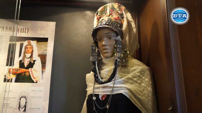 Женски накити, златарски и дюкмеджийски инструменти показва изложба в Етнографския музей в Пловдив 