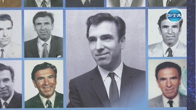 Откриха изложбата "Безпределният космос на човешкия ум", посветена на проф. Виден Табаков, в зала "Архиви"