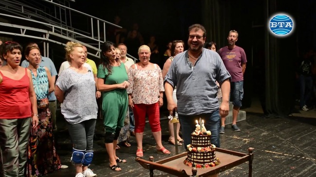 Световноизвестният тенор Камен Чанев отбеляза рождения си ден на сцената на Бургаската опера