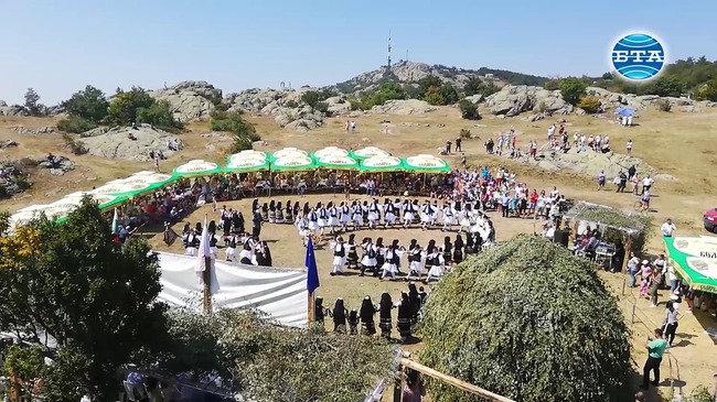 Местността Карандила в Сливенския балкан отново събра каракачани от цялата страна