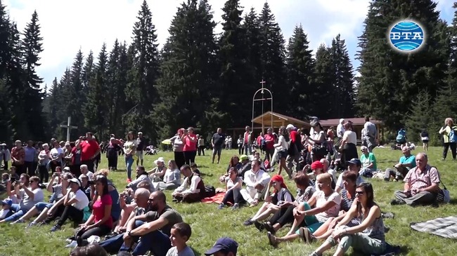 Жители и гости на родопоското село Манастир почетоха дедите си, основали населеното място през 1890 година