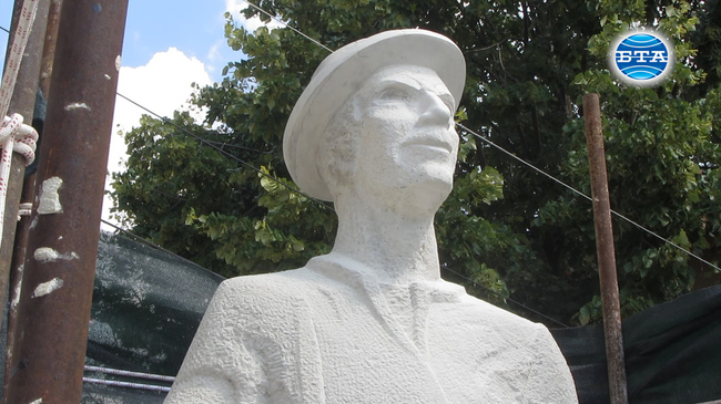 Ремонтират Паметника на бозаджията в Радомир