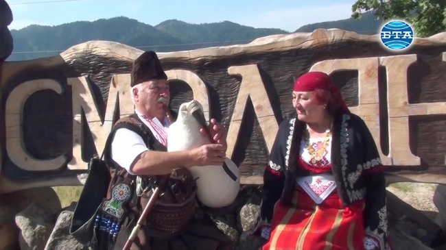 Традиции с гайда и песни в Родопите 
