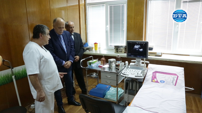 Откриха първата за България лаборатория за неинвазивна скрининг диагностика за вродени хромозомни болести на плода
