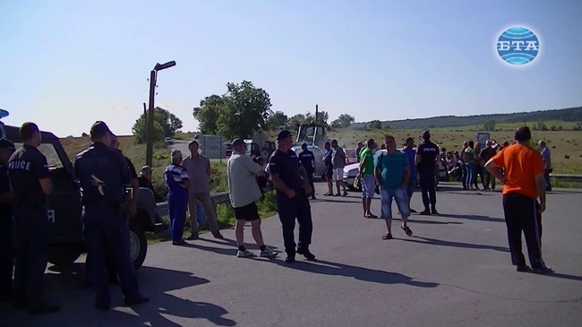 Животновъди от община Болярово излязоха на протест срещу евтаназирането на дребни преживни животни в региона