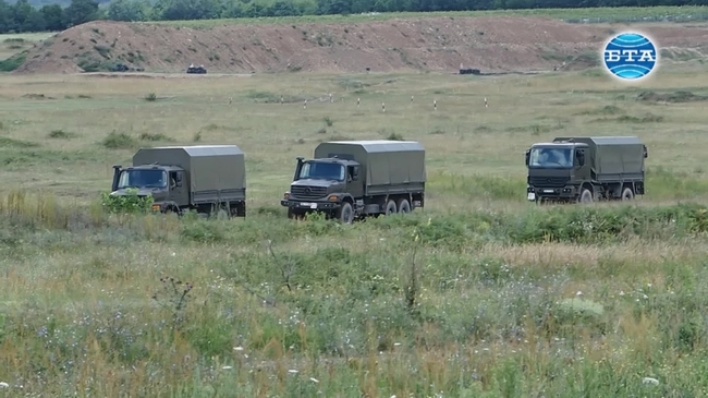 Учение с бойни стрелби се състоя днес на полигон "Анево"