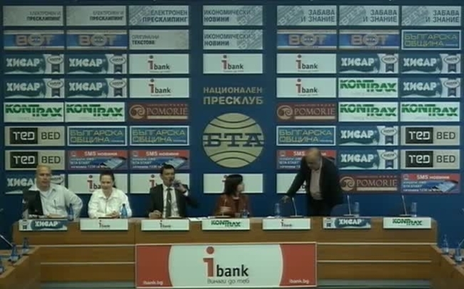 В деня на пианото ще бъде представена инициативата «Пиано 24» - дарителска кампания за събиране на средства за закупуване на концертен роял за град Балчик.