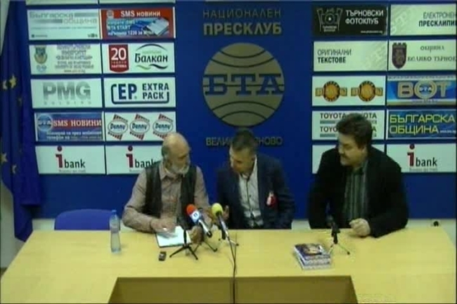 Алпинистът Боян Петров представя своята книга "Първите седем"