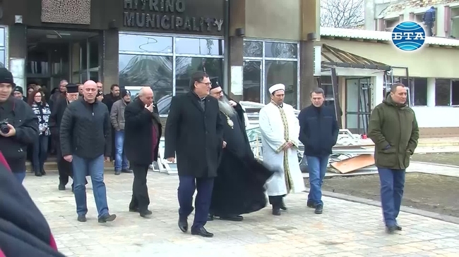 Бойко Борисов посети с. Хитрино в коледния ден