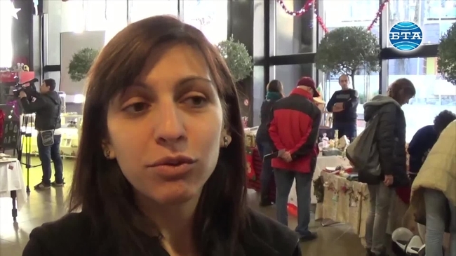 Благотворителен коледен базар във Варна