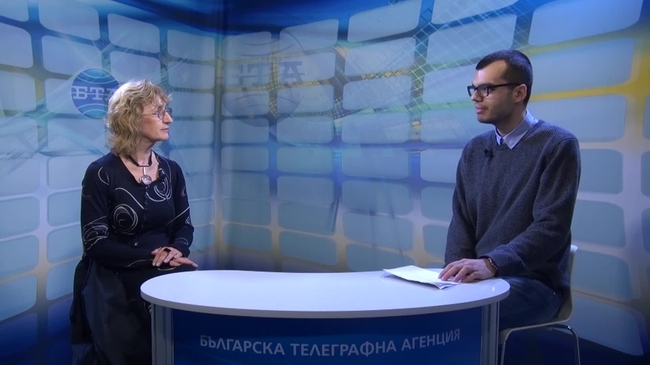 Проф. Анна Кръстева, НБУ: Потоците мигранти идват благодарение на организираната престъпност и съпътстващата я корупция