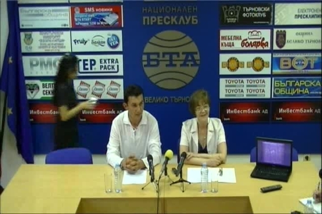 Пресконференция във връзка с предстоящите "Моллови дни" и премиерата на филма "Д-р Димитър Моллов - основателят". 