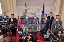 Парламент -  ПП Възраждане - пресконференция