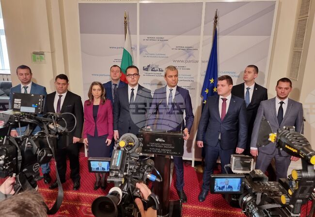 Парламент -  ПП Възраждане - пресконференция