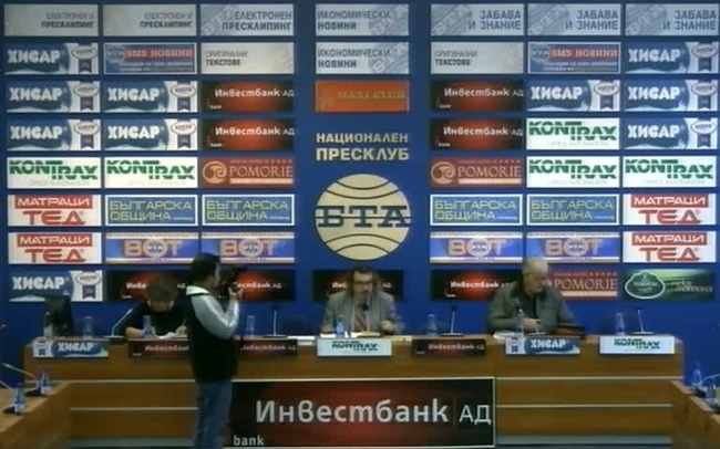 	
Ще се излъчва на живо Ще се излъчва на живо
Съюзът на свободните писатели връчва годишните си награди „Народни будители 2015”.