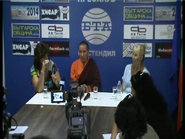 Пресконференция на лама Джигме от Тибет