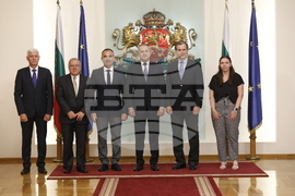 Румен Радев - Дейвид Харис - Почетен знак на президента